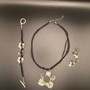 Handmade Boho Jewelry Set Necklace Bracelet Earrings Silver Tone Floral Statemen